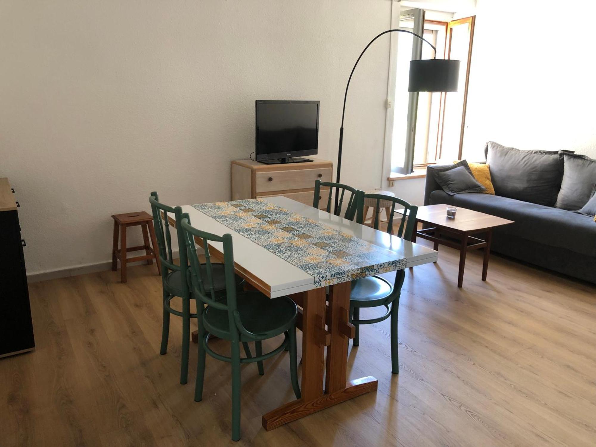 Ferienwohnung T2 Avec Terrasse Calme Et Ensoleillee Saint-Claude Exterior foto